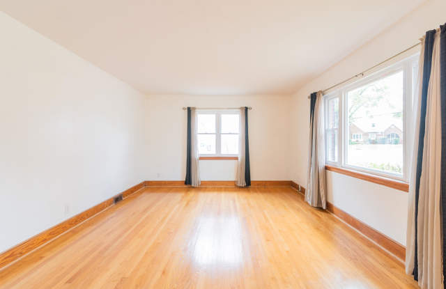 3131 Kirkland Avenue