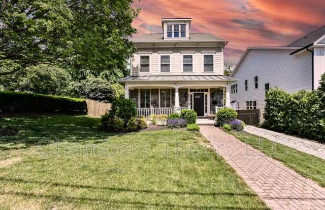 2453 N Jefferson St.