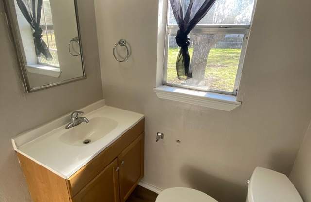 Single family home under $1000 a month