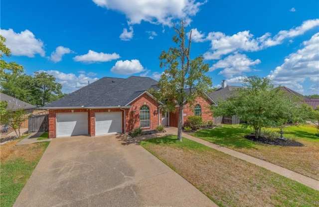 Photo of 305 Stoney Hills Court