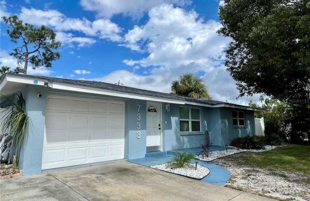 7333 STAR DUST DRIVE