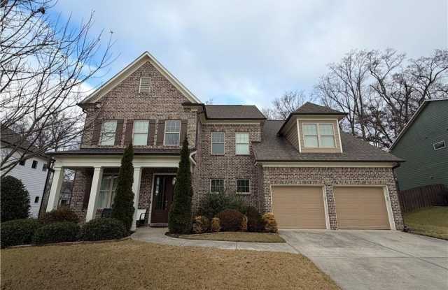 Photo of 512 Edgewater Drive