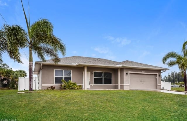 1302 SW 15th PL - 1302 Southwest 15th Place, Cape Coral, FL 33991