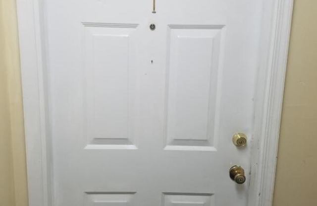 409 West Race Street - 1