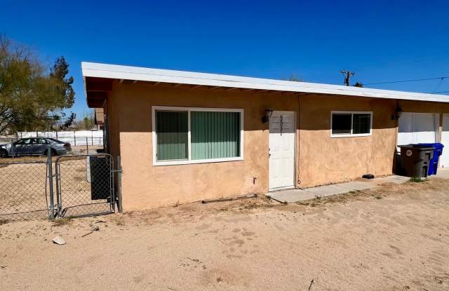 5531 Cahuilla Ave - 2 Bedroom 1 Bath - - 5531 Cahuilla Avenue, Twentynine Palms, CA 92277