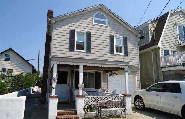 32 Buffalo Avenue