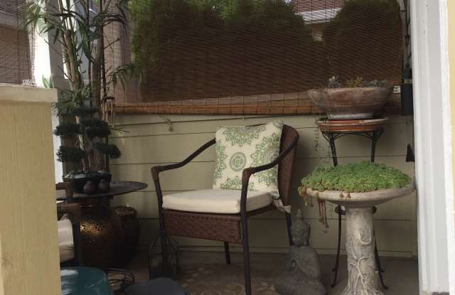 1570 Northeast 63rd Avenue