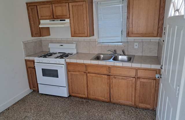 1920 N. 11th Ave Apt B