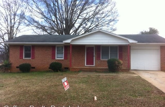 306 Peach Tree St. - 306 Peachtree St, Gaffney, SC 29341