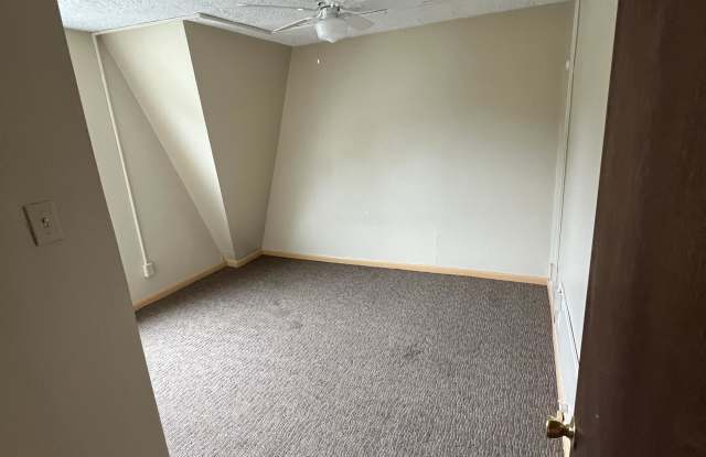 917 Linden Grove Avenue - 2