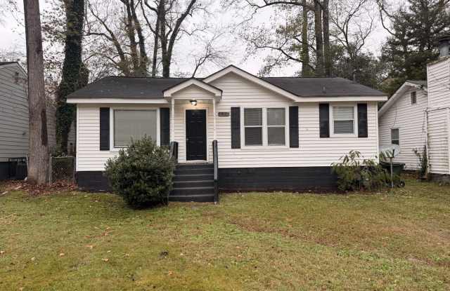 Photo of 3 Bed 2 Bath in Hapeville!