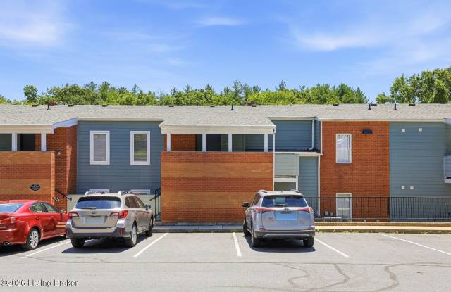 2745 Grinstead Dr