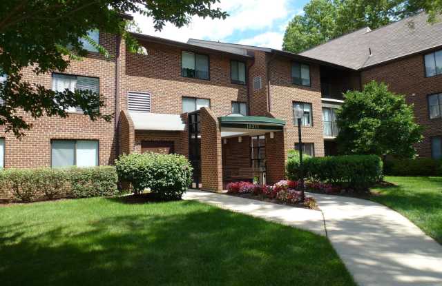 Photo of 15311 BEAVERBROOK Court unit: 90-2G