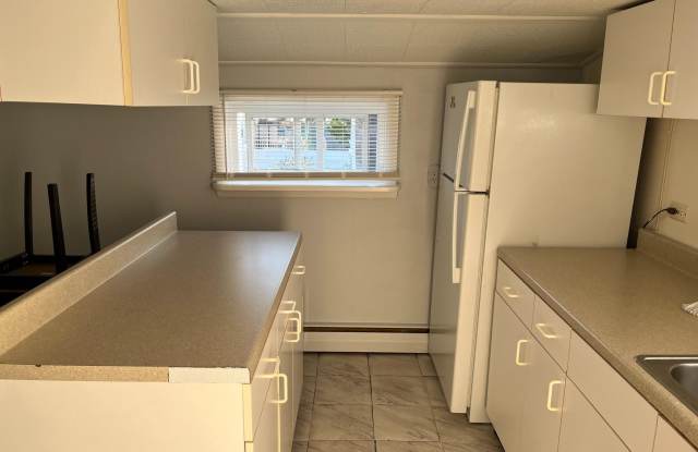 124 DALLAS Road unit: 3