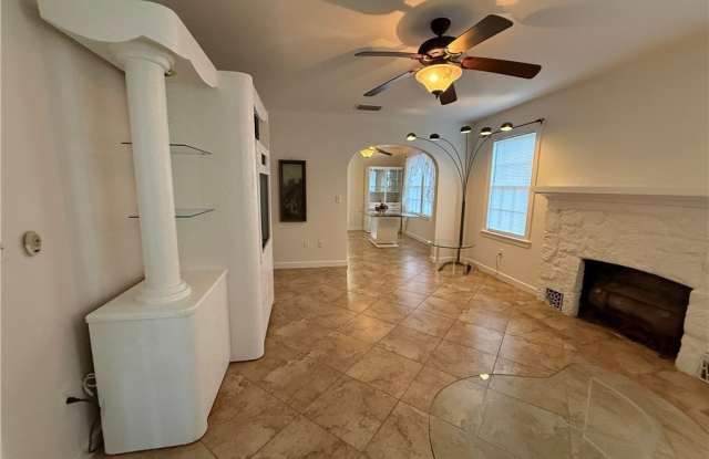 1837 22nd Avenue unit: A