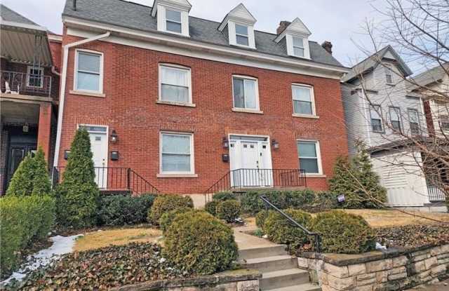 Photo of 224 S Pacific Ave