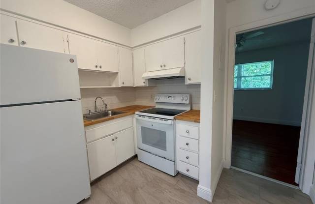 810 SE 18th Street