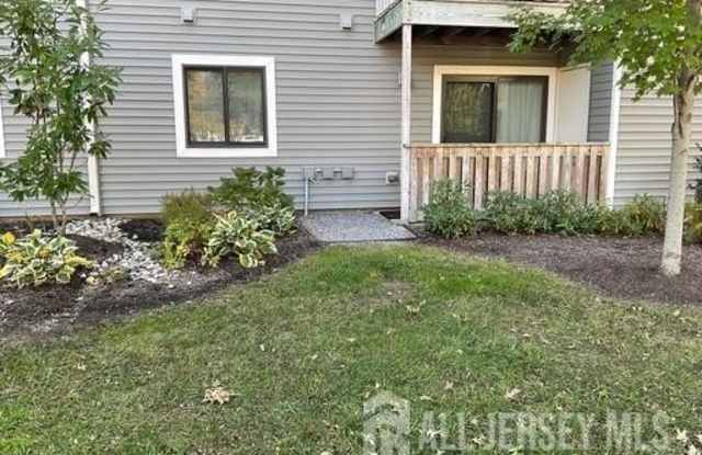 1213 Ravens Crest Drive