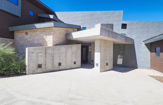 2949 Arrowhead Trail