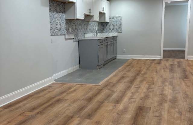 Photo of 252 Saratoga Ave