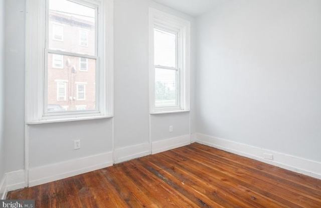 1720 N MARSHALL STREET