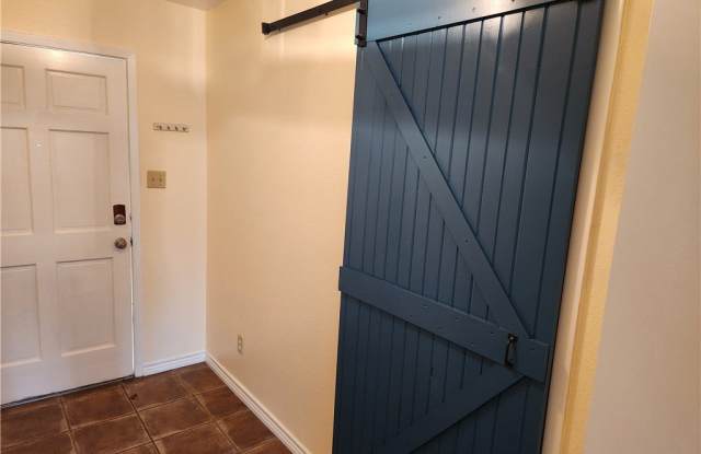 1015 Old Mill Road unit: 4A