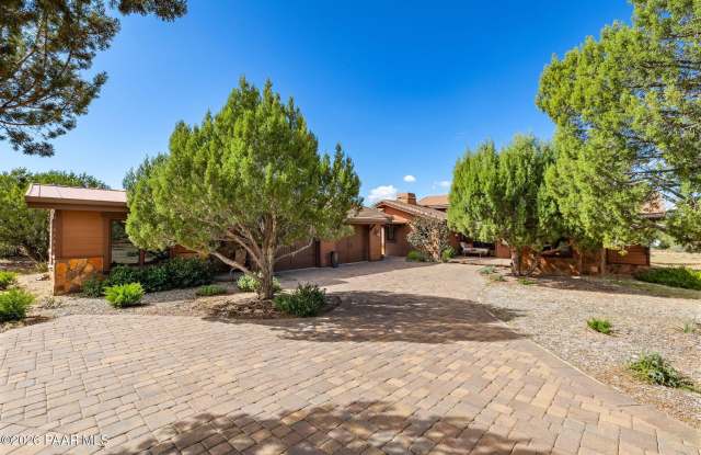 14415 N Sandia Lane