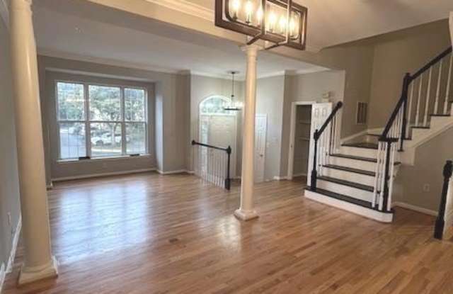 13761 LAMBERTINA Place