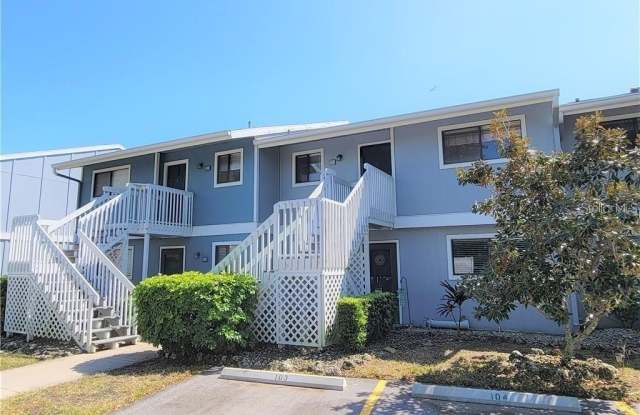 6033 34TH Street W