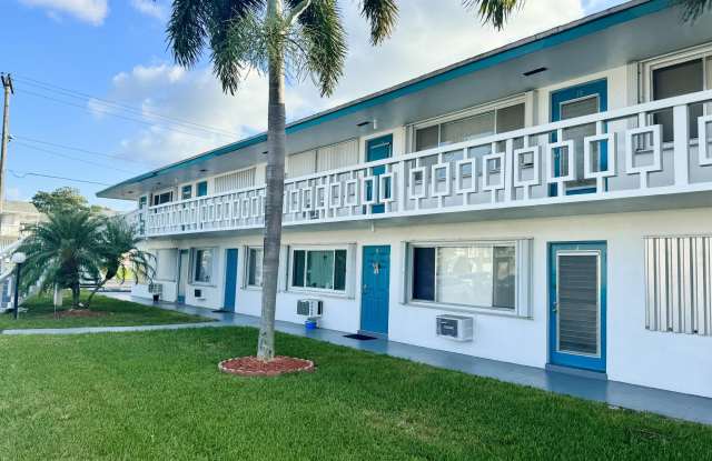 Photo of 2204 Lake Osborne Drive