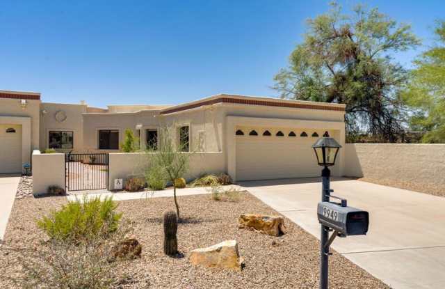 9949 North Calle Loma Linda - 1