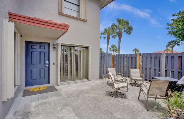1457 SW 25th Place
