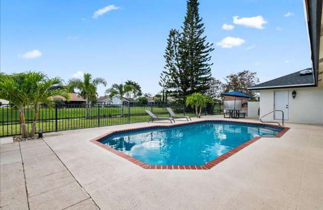 Photo of 14346 Blackberry Drive, Wellington, FL 33414