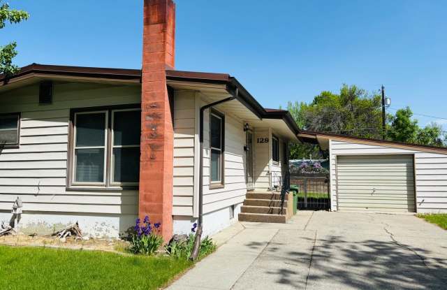 Photo of Dog Friendly 4 Bedroom - Billings West End