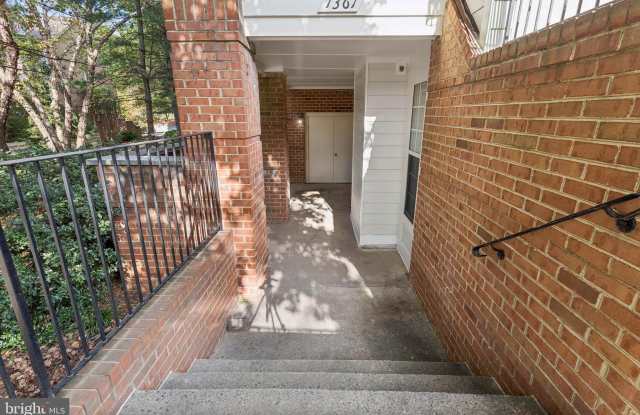 1361 GARDEN WALL Circle unit: 701