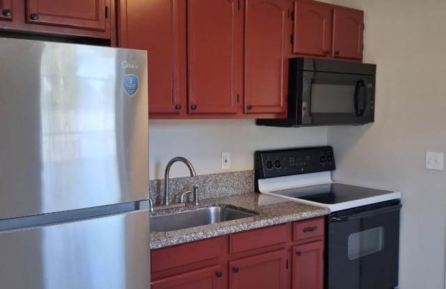 Photo of 5301 E 18th Ave