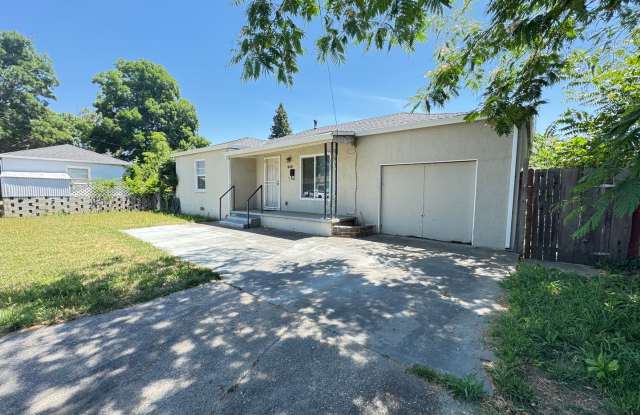 Photo of 2 bed/ 1 bath house - Yuba City