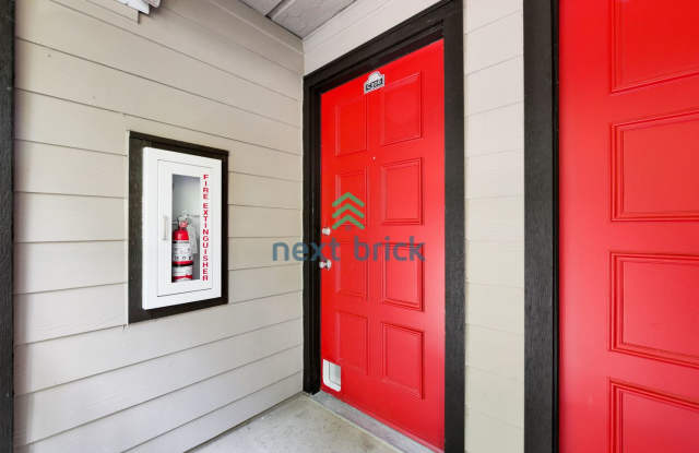 Charming 2 Beds and 1 Bath Condo Available for Rent!