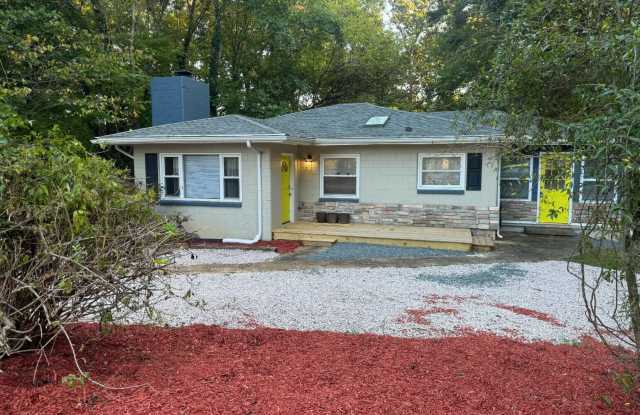 1305 Lynn Road