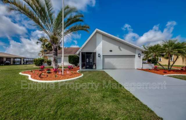 814 SW Santa Barbara Pl - 814 Southwest Santa Barbara Place, Cape Coral, FL 33991