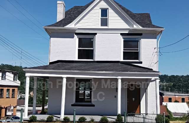 139 W 9th Ave
