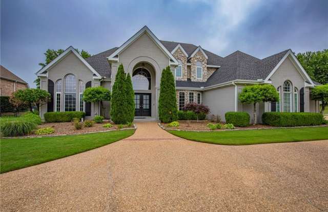 9 Leiston  DR