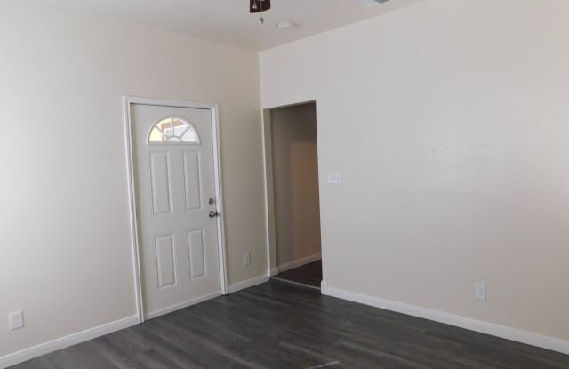 503 E MITCHELL unit: 101