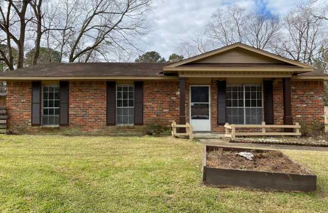 Lovely 3-Bedroom with fresh updates