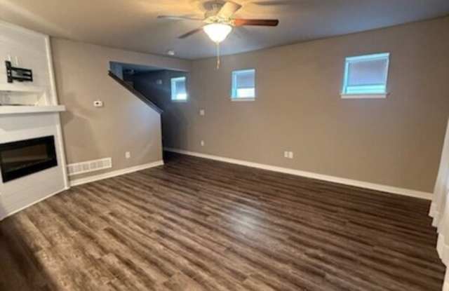 768 Northeast Macey Way