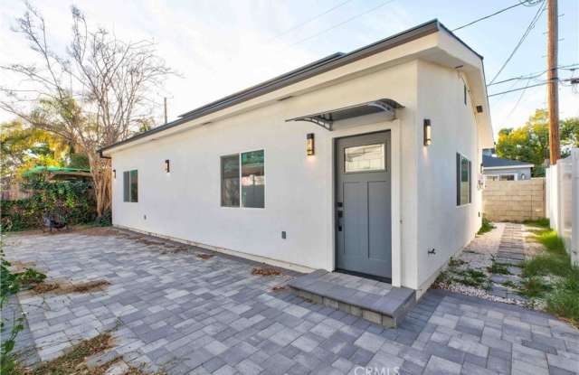 1613 N Niagara Street 1615