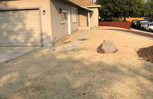 2495 Sunray Drive
