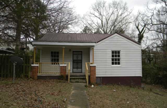 116 Mcarthur Drive Anniston, AL 36201