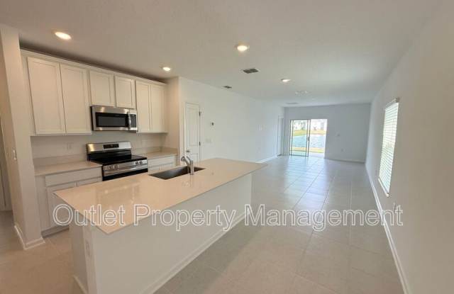 1118 Belle Isle Lane