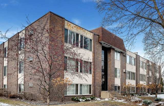 Photo of 4052 Minnehaha Ave